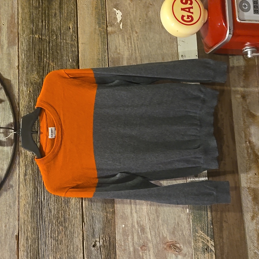 Old Navy lightweight sweater